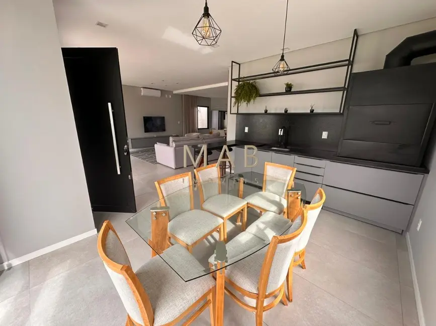 Foto 4 de Casa com 4 quartos à venda, 420m2 em São João do Rio Vermelho, Florianopolis - SC