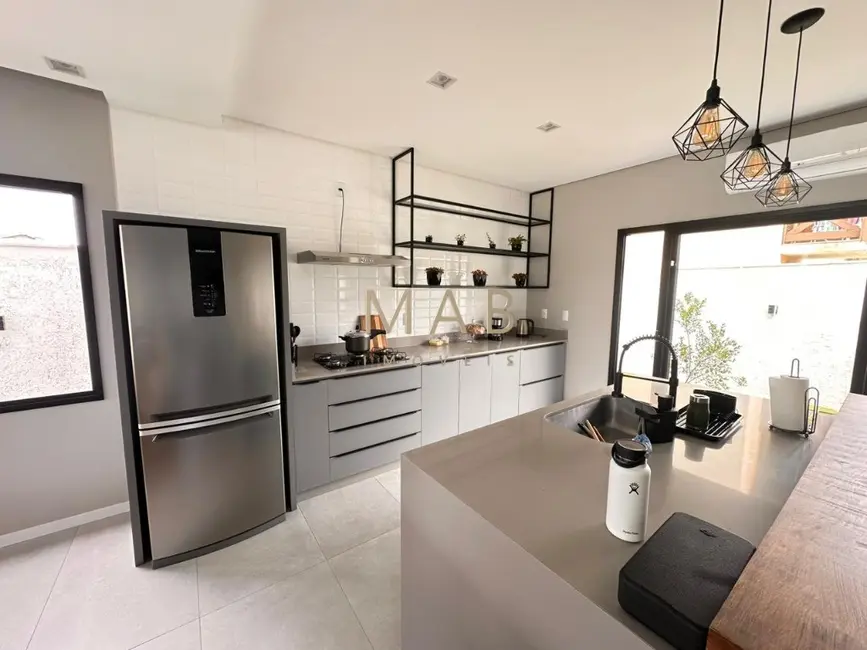 Foto 8 de Casa com 4 quartos à venda, 420m2 em São João do Rio Vermelho, Florianopolis - SC