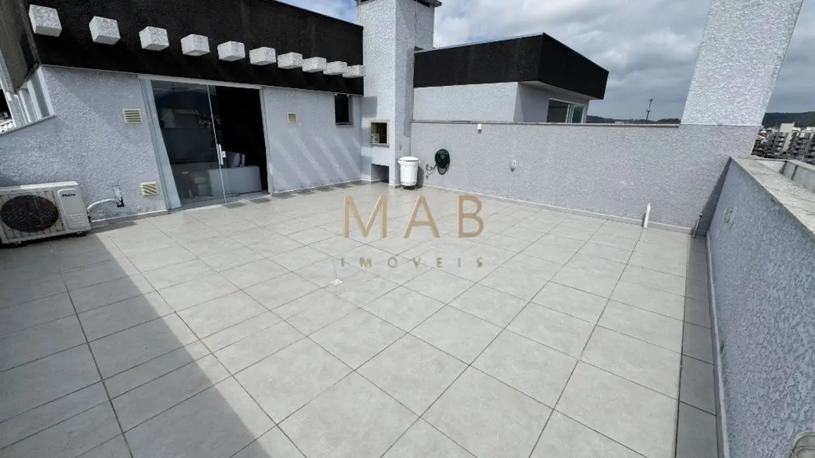 Apartamento com 3 quartos à venda, 218m2 em Florianopolis - SC - imagem 4 Foto 4 de Apartamento com 3 quartos à venda, 218m2 em Florianopolis - SC