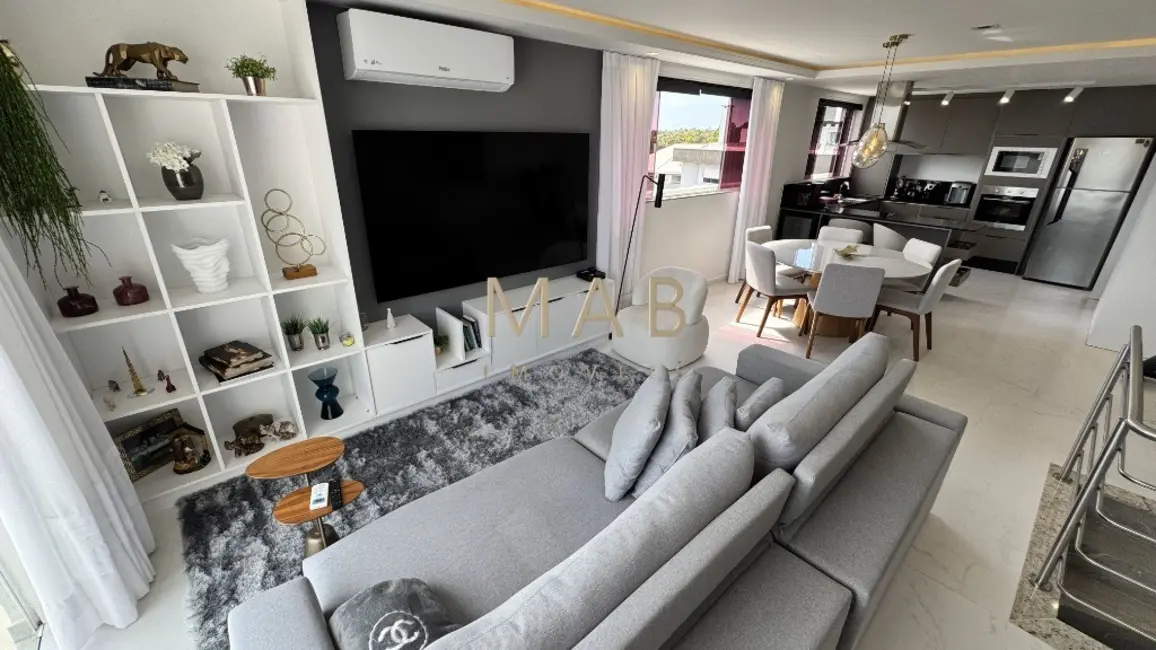 Apartamento com 3 quartos à venda, 218m2 em Florianopolis - SC - imagem 6 Foto 6 de Apartamento com 3 quartos à venda, 218m2 em Florianopolis - SC