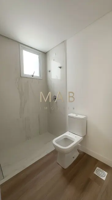 Apartamento com 3 quartos à venda, 98m2 em Florianopolis - SC - imagem 7 Foto 7 de Apartamento com 3 quartos à venda, 98m2 em Florianopolis - SC