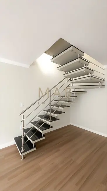 Apartamento com 3 quartos à venda, 98m2 em Florianopolis - SC - imagem 4 Foto 4 de Apartamento com 3 quartos à venda, 98m2 em Florianopolis - SC