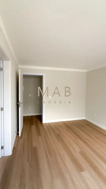 Apartamento com 3 quartos à venda, 98m2 em Florianopolis - SC - imagem 8 Foto 8 de Apartamento com 3 quartos à venda, 98m2 em Florianopolis - SC