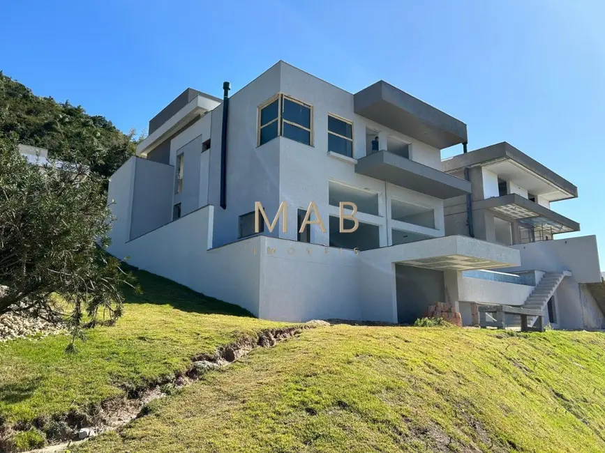 Casa com 4 quartos à venda, 546m2 em Florianopolis - SC - imagem 1 Foto 1 de Casa com 4 quartos à venda, 546m2 em Florianopolis - SC