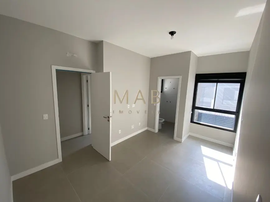 Apartamento com 2 quartos à venda, 66m2 em Cachoeira do Bom Jesus, Florianopolis - SC - imagem 5 Foto 5 de Apartamento com 2 quartos à venda, 66m2 em Cachoeira do Bom Jesus, Florianopolis - SC