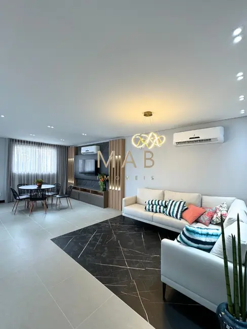 Foto 4 de Apartamento com 2 quartos à venda, 63m2 em Florianopolis - SC