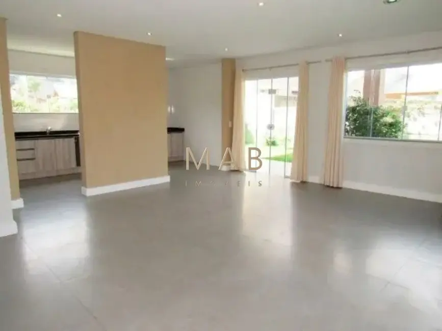 Foto 3 de Casa de Condomínio com 4 quartos à venda, 200m2 em São João do Rio Vermelho, Florianopolis - SC