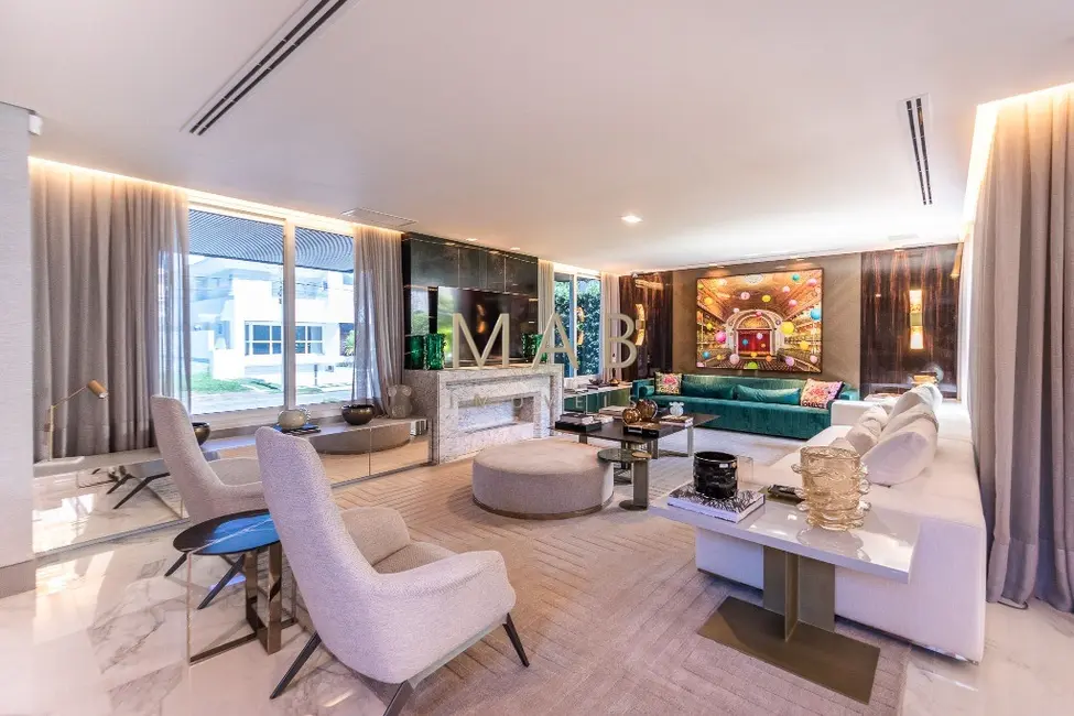 Casa com 7 quartos à venda, 780m2 em Jurerê Internacional, Florianopolis - SC - imagem 7 Foto 7 de Casa com 7 quartos à venda, 780m2 em Jurerê Internacional, Florianopolis - SC