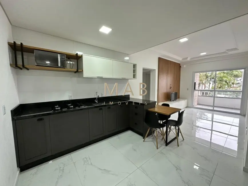 Foto 5 de Apartamento com 2 quartos à venda, 77m2 em Florianopolis - SC