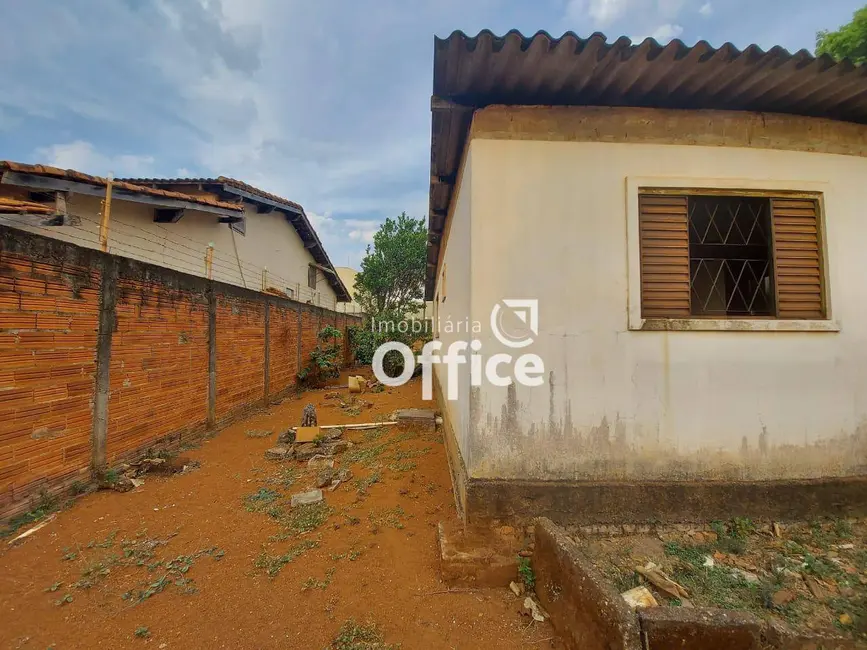 Casa com 2 quartos à venda, 460m2 em Anápolis City, Anapolis - GO - imagem 9 Foto 9 de Casa com 2 quartos à venda, 460m2 em Anápolis City, Anapolis - GO