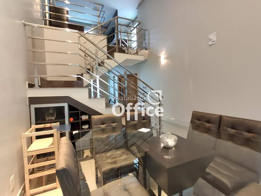 Casa com 3 quartos à venda, 300m2 em São Carlos, Anapolis - GO - imagem 6 Foto 6 de Casa com 3 quartos à venda, 300m2 em São Carlos, Anapolis - GO