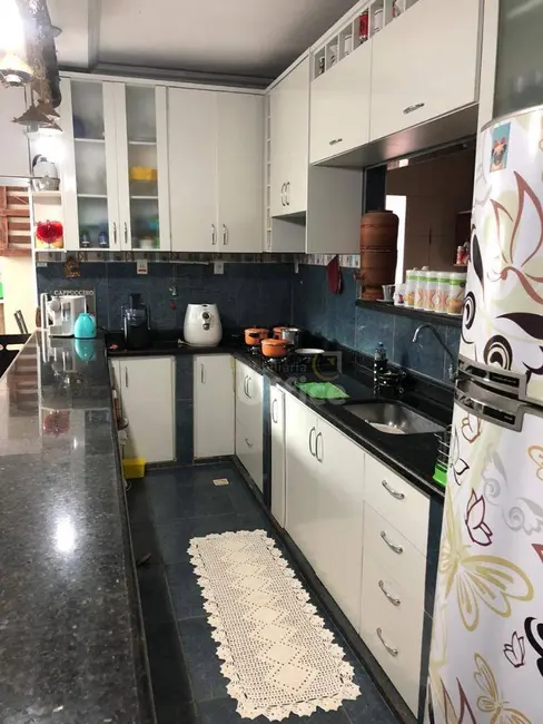 Casa com 5 quartos à venda, 300m2 em Residencial Portal do Cerrado, Anapolis - GO - imagem 4 Foto 4 de Casa com 5 quartos à venda, 300m2 em Residencial Portal do Cerrado, Anapolis - GO