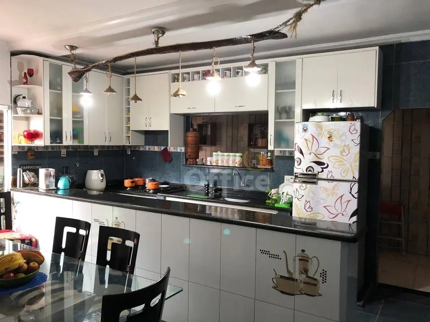 Casa com 5 quartos à venda, 300m2 em Residencial Portal do Cerrado, Anapolis - GO - imagem 6 Foto 6 de Casa com 5 quartos à venda, 300m2 em Residencial Portal do Cerrado, Anapolis - GO