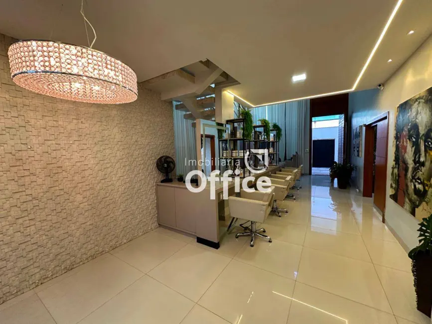 Casa com 4 quartos à venda, 368m2 em Residencial Jardins do Lago, Anapolis - GO - imagem 4 Foto 4 de Casa com 4 quartos à venda, 368m2 em Residencial Jardins do Lago, Anapolis - GO