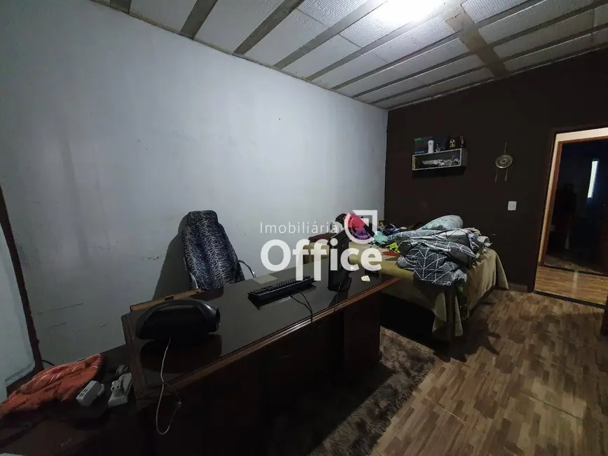 Foto 9 de Casa com 4 quartos à venda, 704m2 em Residencial Flor do Cerrado, Anapolis - GO