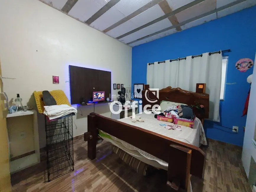 Foto 2 de Casa com 4 quartos à venda, 704m2 em Residencial Flor do Cerrado, Anapolis - GO