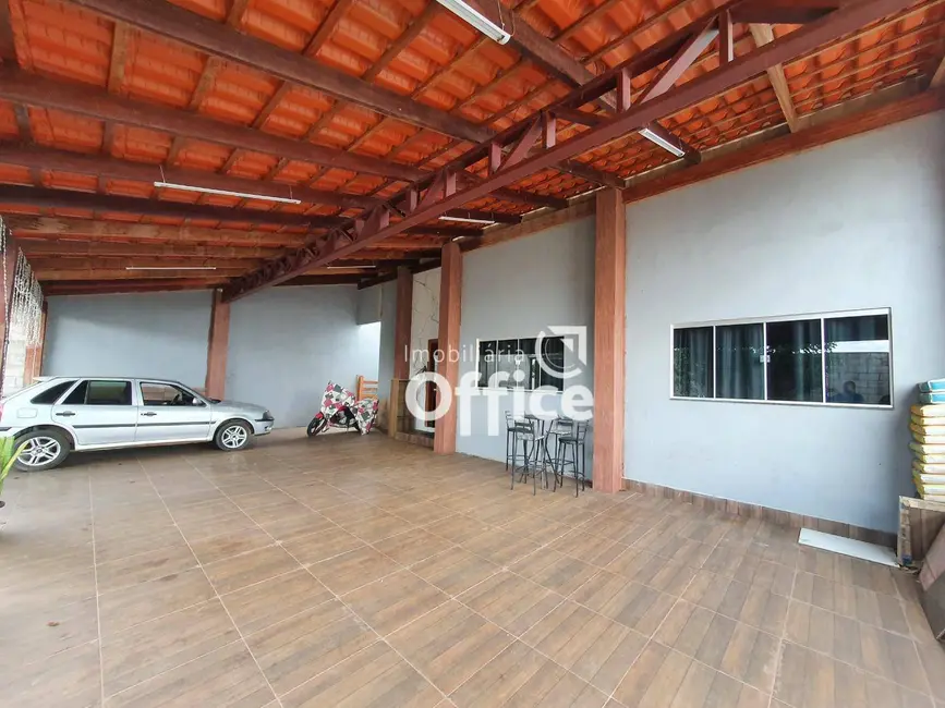 Foto 3 de Casa com 4 quartos à venda, 704m2 em Residencial Flor do Cerrado, Anapolis - GO