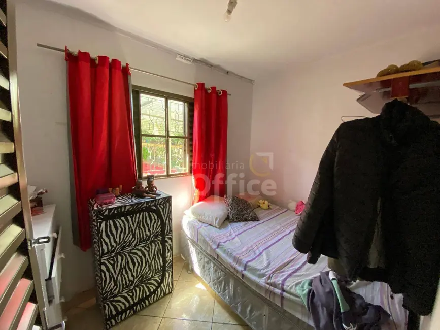 Foto 5 de Casa com 3 quartos à venda, 360m2 em Jardim Goiano, Anapolis - GO