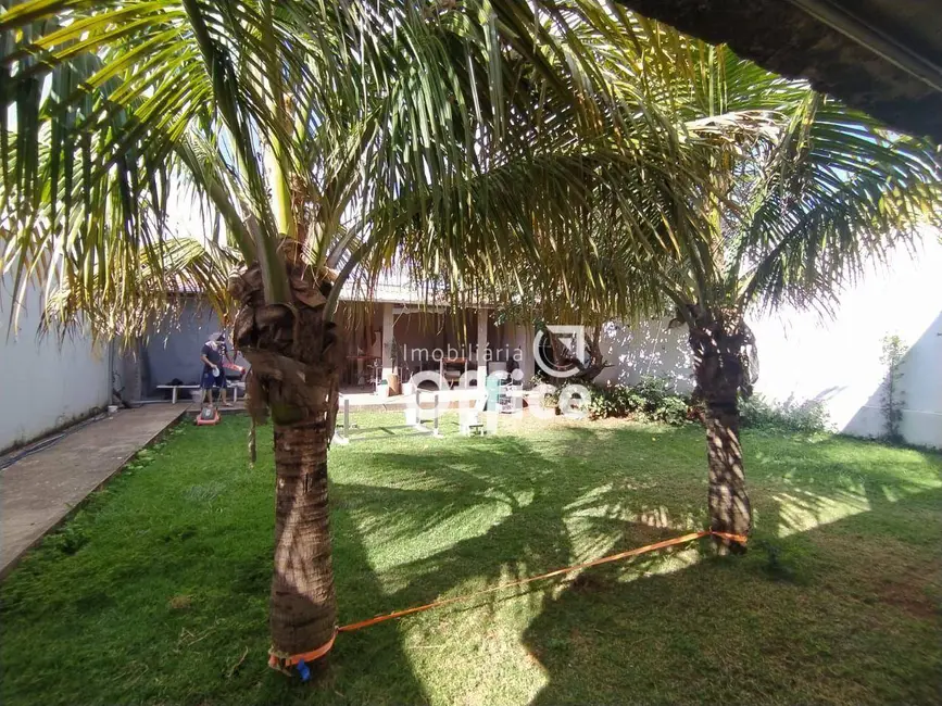 Foto 7 de Sobrado com 4 quartos à venda, 420m2 em Maracanã, Anapolis - GO