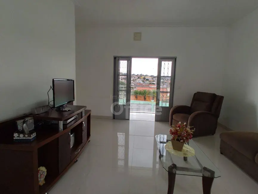 Foto 8 de Casa com 4 quartos à venda, 1720m2 em Jardim Alexandrina, Anapolis - GO