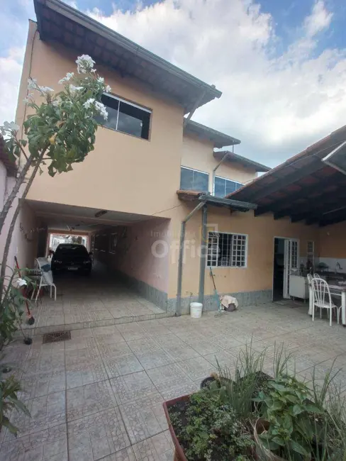 Casa com 4 quartos à venda, 360m2 em Alto da Bela Vista, Anapolis - GO - imagem 2 Foto 2 de Casa com 4 quartos à venda, 360m2 em Alto da Bela Vista, Anapolis - GO