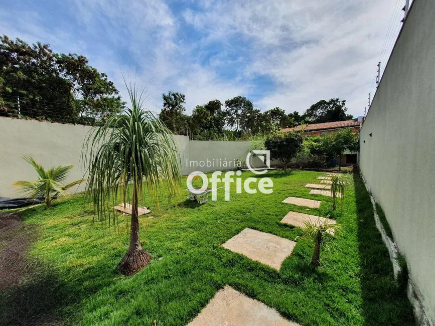 Casa com 3 quartos à venda, 650m2 em Vila Santa Isabel, Anapolis - GO - imagem 3 Foto 3 de Casa com 3 quartos à venda, 650m2 em Vila Santa Isabel, Anapolis - GO