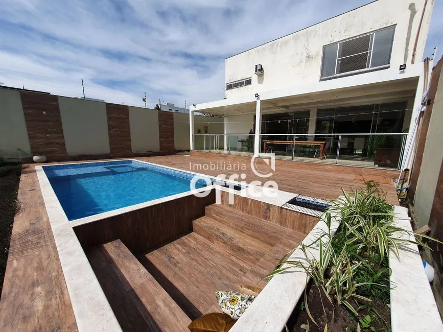 Foto 1 de Casa com 3 quartos à venda, 650m2 em Vila Santa Isabel, Anapolis - GO