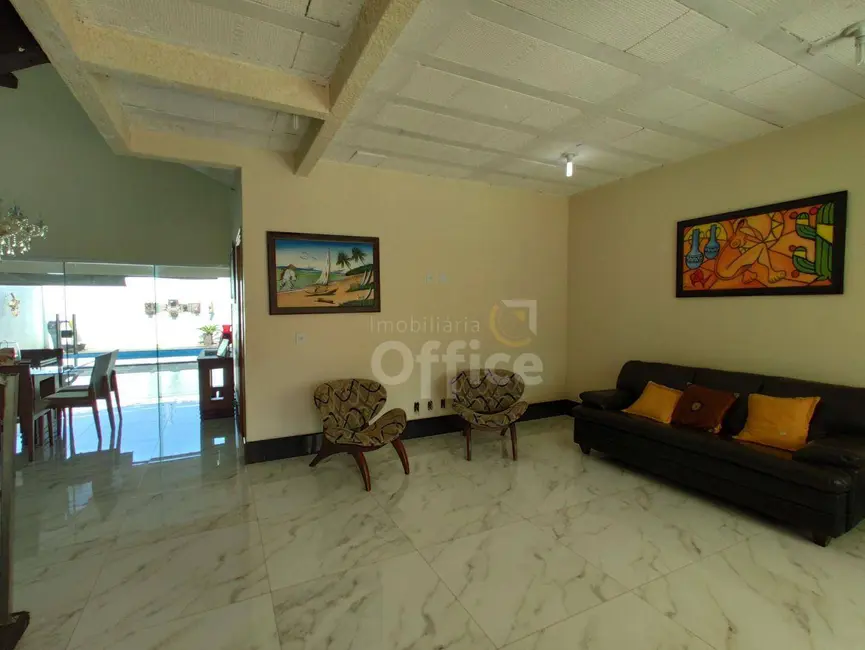 Casa com 4 quartos à venda, 520m2 em Anápolis City, Anapolis - GO - imagem 6 Foto 6 de Casa com 4 quartos à venda, 520m2 em Anápolis City, Anapolis - GO