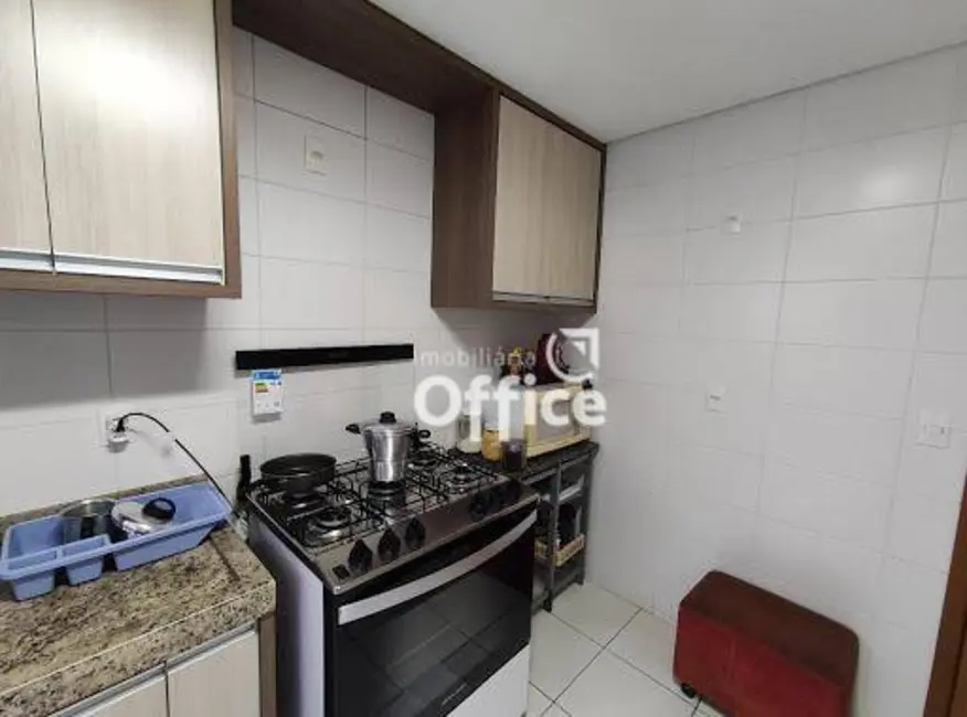Foto 6 de Apartamento com 3 quartos à venda, 95m2 em Vila Santa Isabel, Anapolis - GO