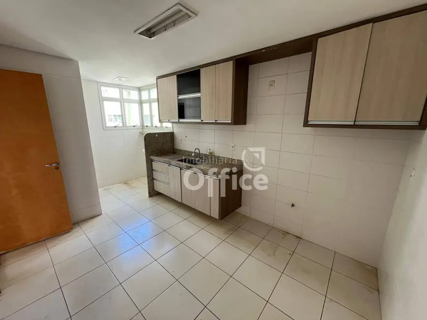 Foto 5 de Apartamento com 3 quartos à venda, 95m2 em Vila Santa Isabel, Anapolis - GO