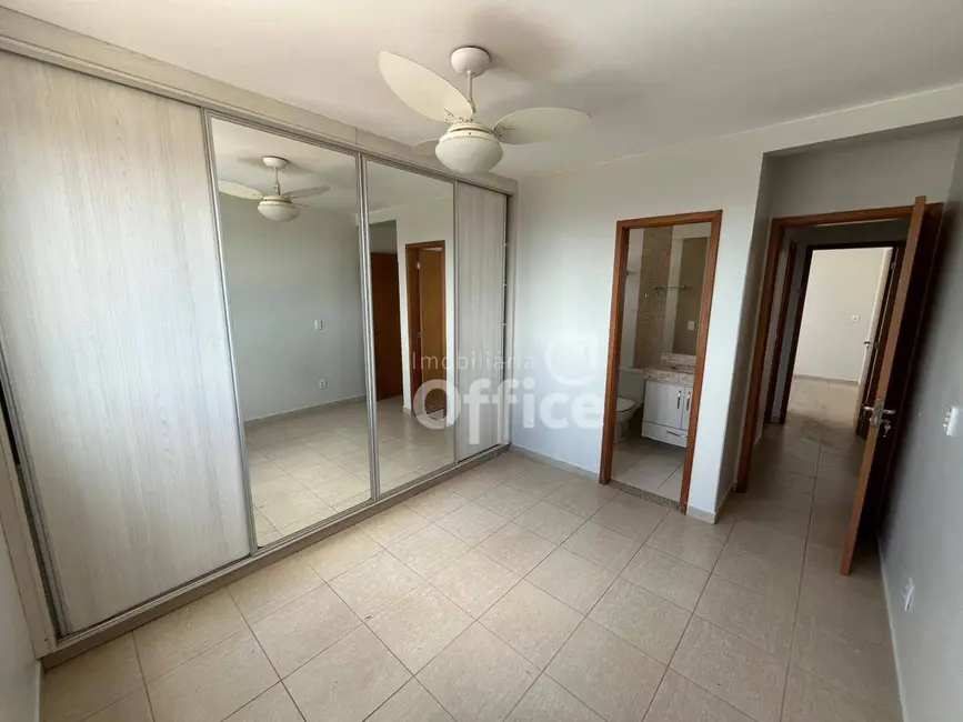 Foto 7 de Apartamento com 3 quartos à venda, 95m2 em Vila Santa Isabel, Anapolis - GO