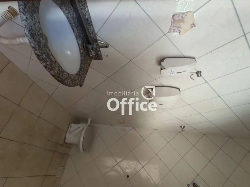 Casa com 4 quartos à venda, 300m2 em São Carlos, Anapolis - GO - imagem 9 Foto 9 de Casa com 4 quartos à venda, 300m2 em São Carlos, Anapolis - GO