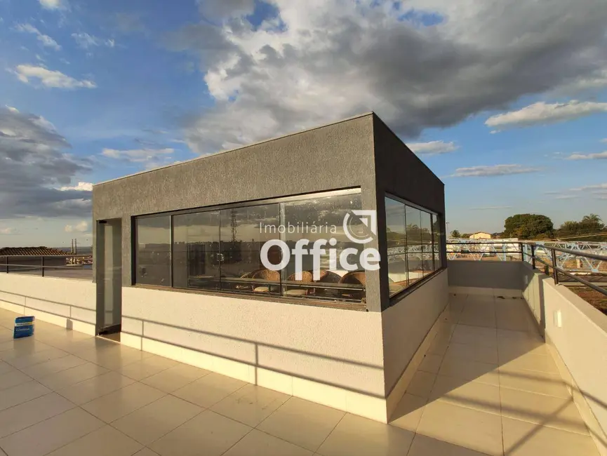 Foto 4 de Casa com 4 quartos à venda, 490m2 em Anápolis City, Anapolis - GO