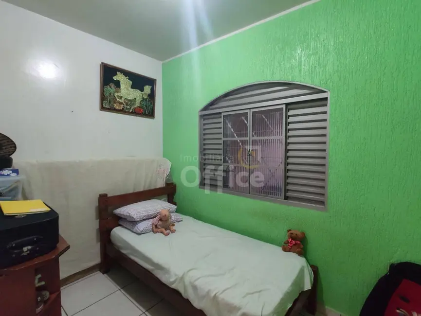 Casa com 4 quartos à venda, 253m2 em Boa Vista, Anapolis - GO - imagem 6 Foto 6 de Casa com 4 quartos à venda, 253m2 em Boa Vista, Anapolis - GO