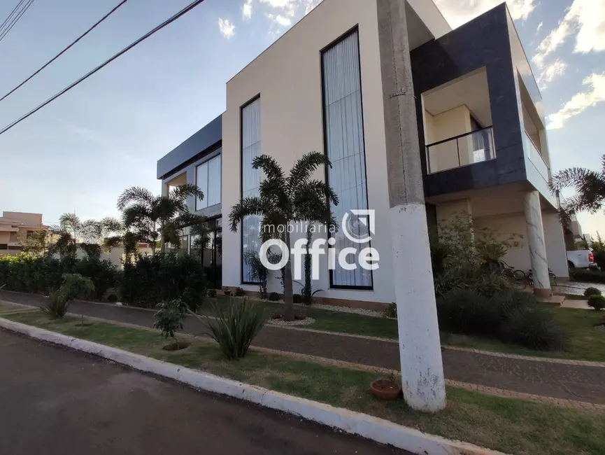 Foto 5 de Casa de Condomínio com 4 quartos à venda, 410m2 em Anapolis - GO