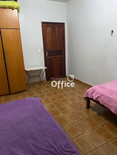 Foto 9 de Casa com 3 quartos à venda, 220m2 em Setor Central, Anapolis - GO
