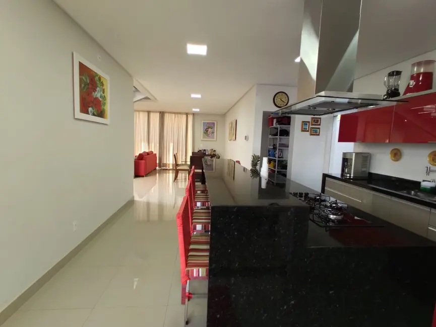 Foto 5 de Casa com 3 quartos à venda, 360m2 em Residencial Jardins do Lago, Anapolis - GO