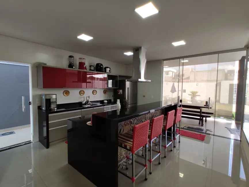 Foto 6 de Casa com 3 quartos à venda, 360m2 em Residencial Jardins do Lago, Anapolis - GO