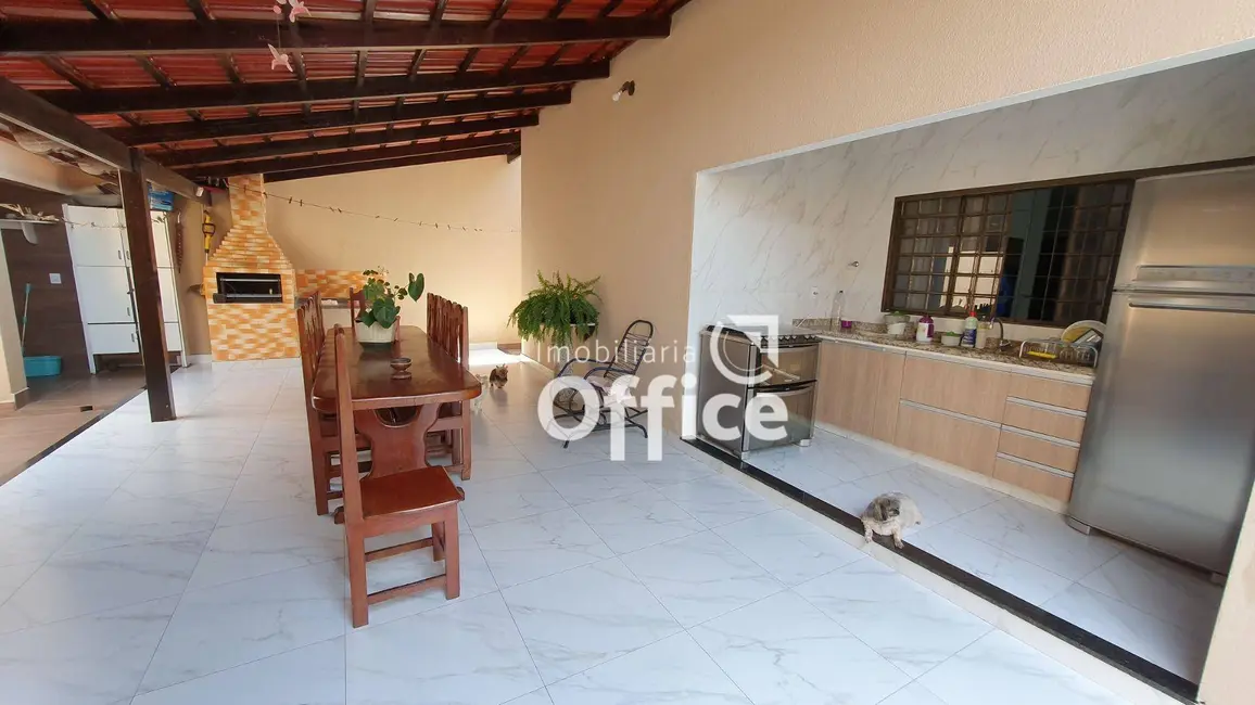 Casa com 3 quartos à venda, 325m2 em Jardim Alexandrina, Anapolis - GO - imagem 4 Foto 4 de Casa com 3 quartos à venda, 325m2 em Jardim Alexandrina, Anapolis - GO