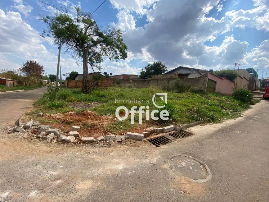 Foto 3 de Terreno / Lote à venda, 365m2 em Setor Residencial Pedro Ludovico, Anapolis - GO