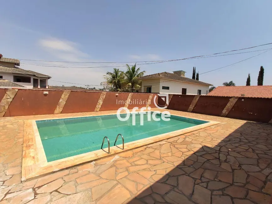 Foto 5 de Casa com 3 quartos à venda, 900m2 em Anápolis City, Anapolis - GO