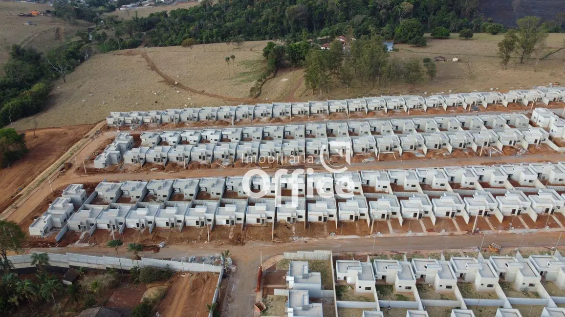 Foto 2 de Casa de Condomínio com 2 quartos à venda, 200m2 em Residencial Itatiaia, Anapolis - GO