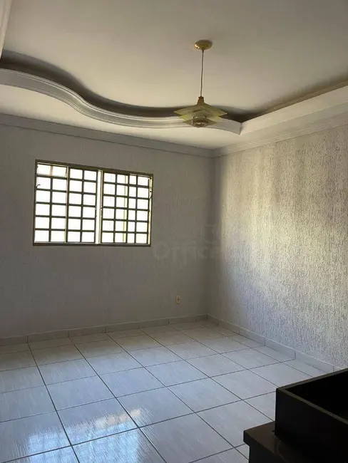 Casa com 3 quartos à venda, 156m2 em Setor Bougainville, Anapolis - GO - imagem 3 Foto 3 de Casa com 3 quartos à venda, 156m2 em Setor Bougainville, Anapolis - GO