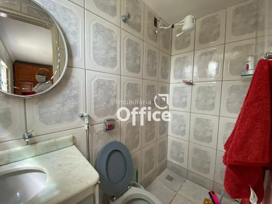 Foto 8 de Casa com 3 quartos à venda, 412m2 em Anapolis - GO