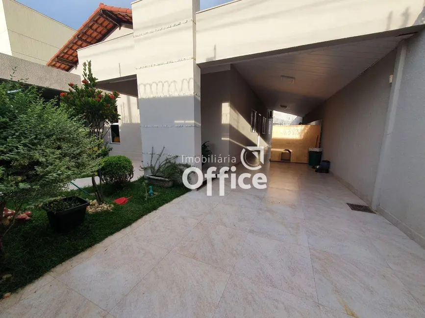 Foto 2 de Casa com 4 quartos à venda, 414m2 em Anápolis City, Anapolis - GO