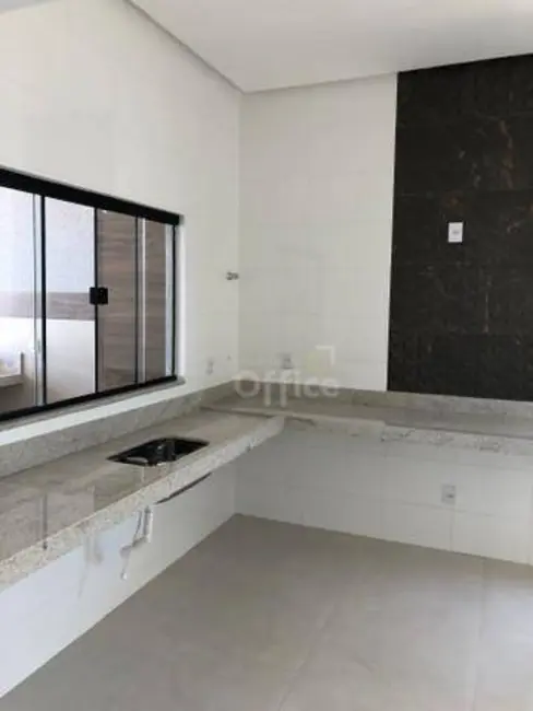 Foto 9 de Casa com 3 quartos à venda, 240m2 em Residencial Vale do Sol, Anapolis - GO