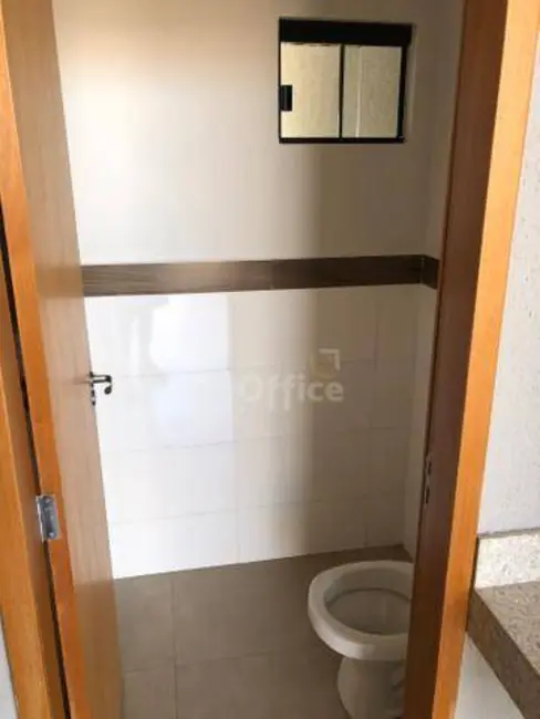 Foto 5 de Casa com 3 quartos à venda, 240m2 em Residencial Vale do Sol, Anapolis - GO