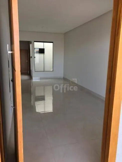 Foto 8 de Casa com 3 quartos à venda, 240m2 em Residencial Vale do Sol, Anapolis - GO