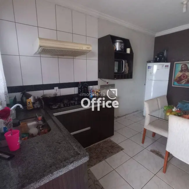 Foto 5 de Casa com 3 quartos à venda, 300m2 em Anapolis - GO