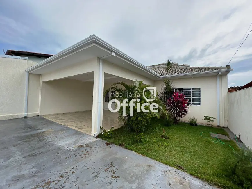 Casa com 3 quartos à venda, 270m2 em Vila Industrial, Anapolis - GO - imagem 4 Foto 4 de Casa com 3 quartos à venda, 270m2 em Vila Industrial, Anapolis - GO